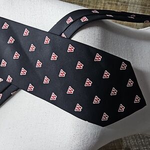 Wisconsin badgers college men's tie 100% silk